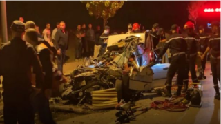 مصرع 3 أشخاص في حادثة سير مروعة