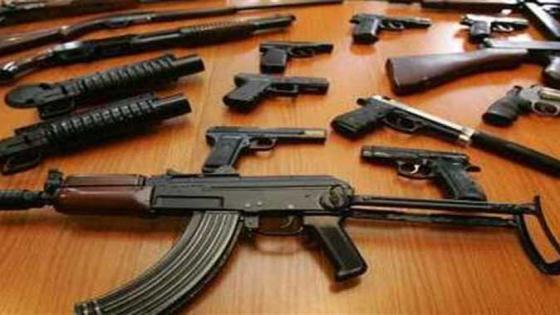 البوليس لقوا أسلحة نارية في فيلا برلماني