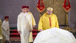 الملك محمد السادس يحيي ذكرى وفاة والده في 10 من رمضان
